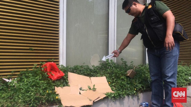Wakil Ketua Umum PPP Kubu Djan Faridz, Humprey Djemat mengatakan penyerangan oleh kubu Romi adalah hukum rimba dan bisa memicu konflik horisontal.