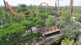 Resensi Buku: Hidup Seperti Rollercoaster