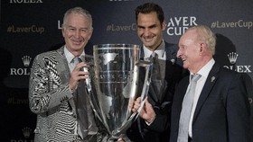 Rekor Fantastis Federer Usai Juara Wimbledon 2017
