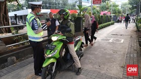 Polda Metro Tunggu Anies soal Ganjil Genap Sepeda Motor