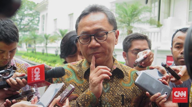 Dilantiknya Ketua DPR baru Bambang Soesatyo diharapkan bisa menyelesaikan polemik pimpinan DPR dan jadi momen untuk bekerja untuk aspirasi warganya.