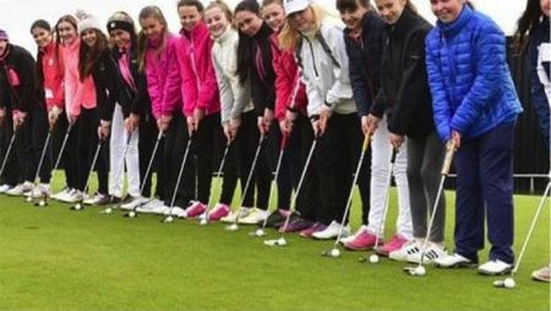 Golf semakin banyak digemari, khususnya oleh kalangan middle up society.