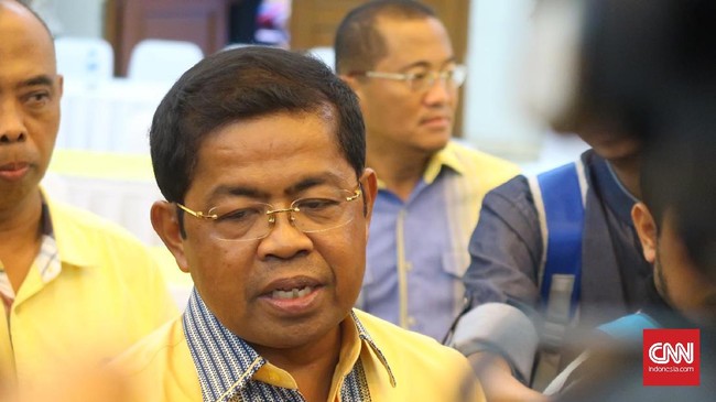 Pertemuan perwakilan partai pemerintah bersama Presiden Joko Widodo membahas tiga beleid yang masih tersangkut di parlemen, di antaranya Perppu Ormas.