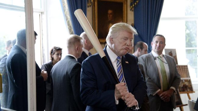 Ternyata, Donald Trump 'diramal' jadi presiden Amerika Serikat bukan cuma oleh 'The Simpsons'. Pada 2015, sebuah film pernah menawari Trump peran tersebut.