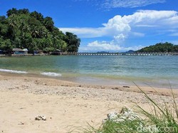 Pemprov Lengkapi 30 Objek Wisata Sumbar dengan Protokol