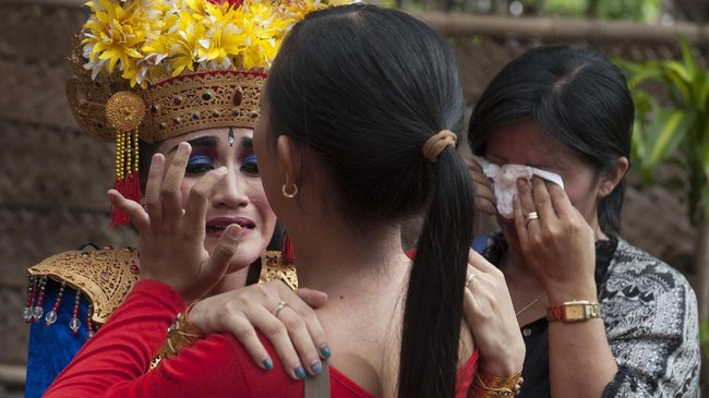 FOTO: Gemulai Kebebasan Seni dari Napi Lapas Kerobokan