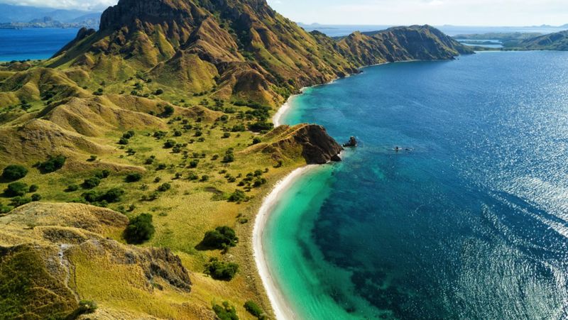 Kementerian Pariwisata meninjau langsung perkembangan pembangunan Kawasan Marina Wisata PT ASDP Indonesia Ferry (Persero) di Labuan Bajo, Nusa Tenggara Timur.