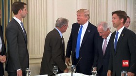 Trump Minta Senator Republik Tak Reses Demi Ganti Obamacare