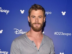 Chris Hemsworth Dihantui Alzheimer, Mati-matian Ubah Gaya Hidupnya