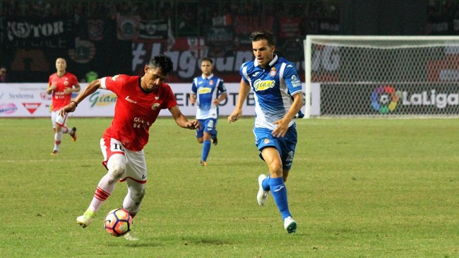 Kekalahan dari Espanyol menjadi konsekuensi Persija Jakarta yang menurunkan pemain pelapis demi persiapan menghadapi Persib Bandung, Sabtu (22/7).
