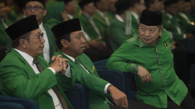 Partai Persatuan Perjuangan (PPP) menyebut, membangun koalisi dengan PDI Perjuangan menjadi opsi pertama partainya dalam menghadapi Pilkada Jawa Tengah 2018.
