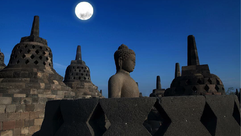 Menteri Koordinator Bidang Kemaritiman Luhut Binsar Panjaitan bersama Menteri Pariwisata Arief Yahya meresmikan Badan Otorita Pariwisata (BOP) Borobudur.