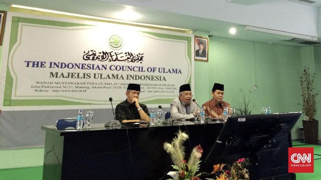 MUI Minta RI Tekan PBB Adakan Sidang Darurat soal Al-Aqsa Majelis Ulama Indonesia (MUI) meminta pemerintah Indonesia berinisiatif menekan Dewan Keamanan PBB agar mengadakan rapat darurat soal kisruh Al-Aqsa.