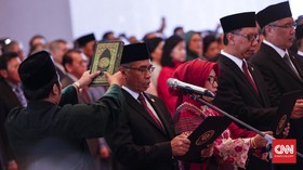 Bank Wajib Syariah di Aceh, OJK Minta Masyarakat Tenang