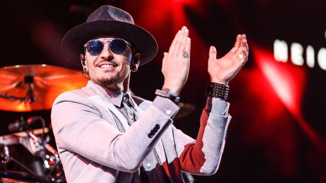 Sebelum meninggal, Chester Bennington sempat syuting Carpool Karaoke bersama Linkin Park dan mengaku itu adalah hari terindah dalam hidupnya.