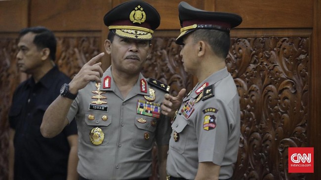FPI meminta Kapolda baru, Irjen Idham Aziz untuk segera menghentikan penyidikan terhadap pentolan organisasi itu, Rizieq Shihab dengan menerbitkan SP3. 