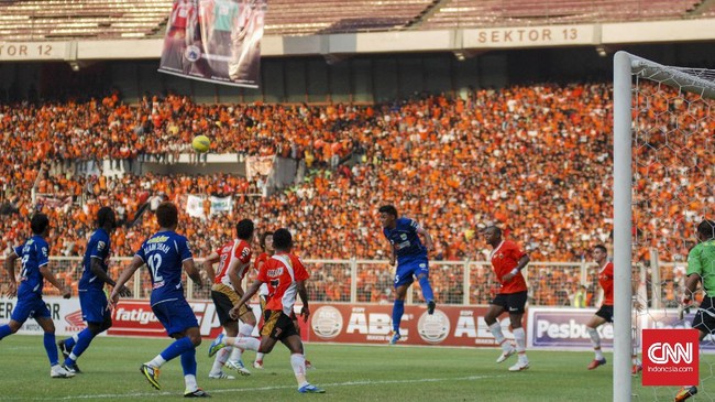 Kepastian laga Persija Jakarta melawan Persib Bandung yang rencananya akan digelar Stadion Gelora Bung Karno bakal ditentukan pada 20 Okrober 2017