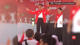 Jokowi Hibur Anak Indonesia di Pekanbaru dengan Sulap
