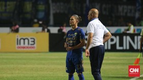 Umuh Tak Ingin Isu Pelatih Persib Ganggu Fokus Tim