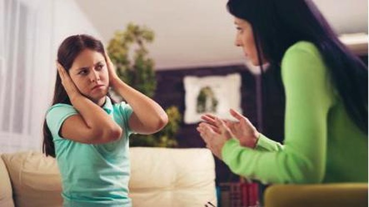 Anak Perempuan Bunda Mulai Puber? Yuk Beri Info Seputar Red Days Hai Bunda, sosok Bunda seharusnya menjadi sumber informasi yang paling akurat buat anak-anak dalam menjalani hidupnya.