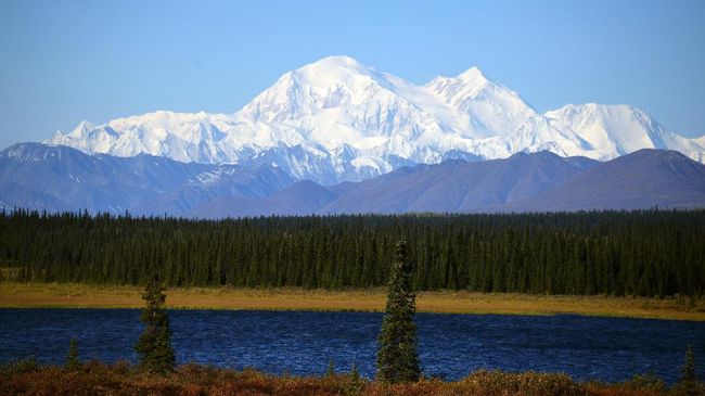 Setiap situs perjalanan menawarkan daftar tempat yang harus dikunjungi pada 2025. Kali ini, Conde Nast Traveler (CN Traveler) ikut serta dalam merekomendasikan.