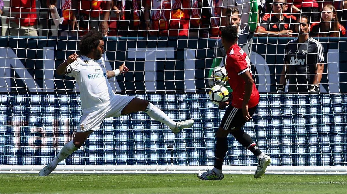 FOTO: Manchester United Bungkam Real Madrid