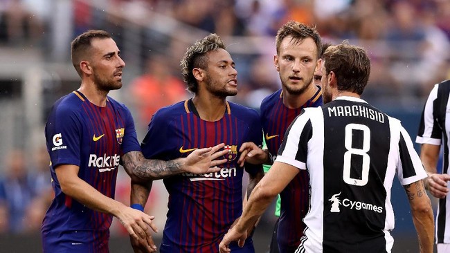 Pelatih Juventus, Massimiliano Allegri, mengatakan Barcelona masih menjadi tim favorit di Liga Champions meski tanpa Neymar.