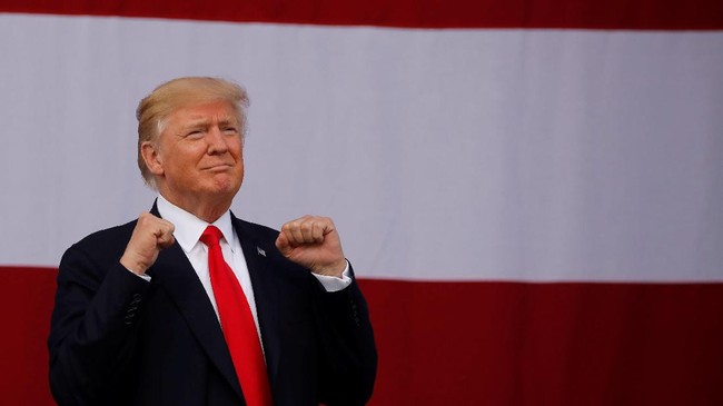 Presiden AS Donald Trump disebut lebih memilih berperang dengan Korut daripada membiarkan rezim Kim Jong-un menyerang negaranya dengan rudal nuklir.