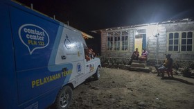 Gelap Gulita Hidup 100 Ribu KK di NTT di Tengah Rencana Kompor Listrik