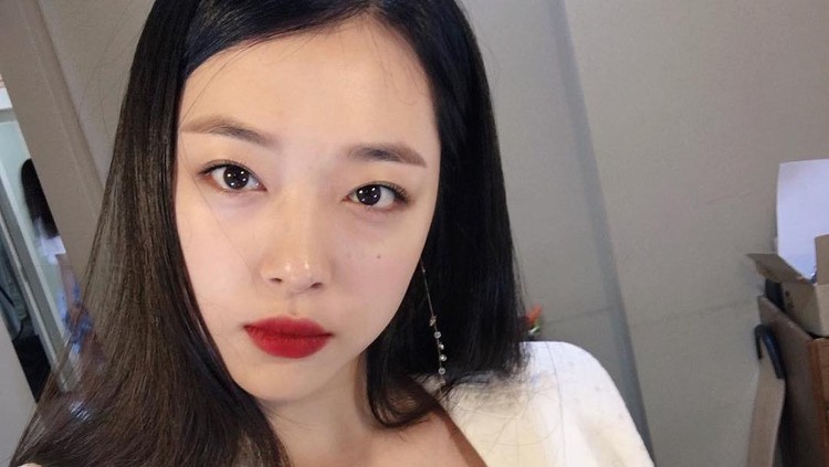 Bayi raksasa hingga kabar bunuh diri Sulli eks f(x) menjadi artikel terpopuler di HaiBunda hari ini, 14 Oktober 2019.