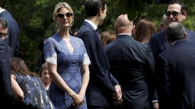 Bacakan Buku Anak, Ivanka Trump Pakai Gaun Rp12 Juta