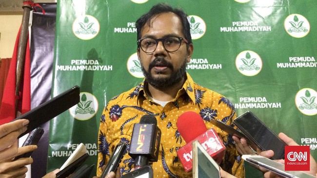 Pendamping staf BPJS Ketenagakerjaan, Haris Azhar, menilai Presiden menerbitkan Keppres No.12/2019 nirverifikasi dan pemeriksaan komprehensif terhadap perkara.
