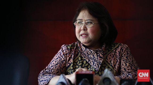 Elza Syarif lebih memilih tak menanggapi ketika dituding Nikita Mirzani mangkir dari panggilan Polres Metro Jaksel dengan alasan sakit.