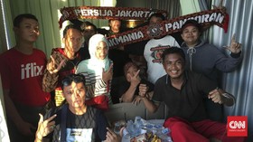 Cerita Jakmania Dihujani Bogem Bobotoh di GBLA
