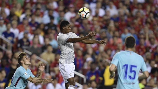 Jose Mourinho justru gembira dengan kekalahan Manchester United dari Barcelona di ajang International Champions Cup (ICC).