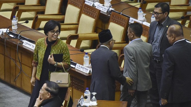Wacana kenaikan anggaran DPR Rp5,7 triliun mencuat, Badan Anggaran DPR mengaku belum mengetahui wacana tersebut.
