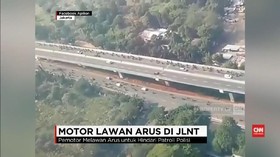 Ratusan Motor Terekam Melawan Arus di Jalan Layang Casablanca