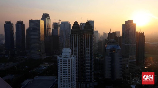 CNNIndonesia.com meninjau langsung kondisi salah satu restoran di SCBD yang disebut pernah dikunjungi pasien temuan pertama transmisi lokal Omicron.