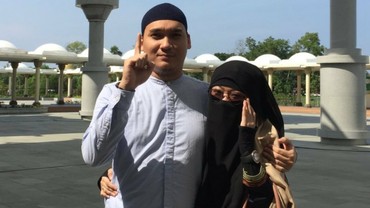 Menghilang Usai Hijrah, Egi John Eks Marshanda Jual Akun Instagram Seharga Rp1 Juta