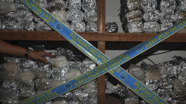 Sabu seberat 100 kg disita polisi di Medan sebelum dibawa ke Jakarta untuk perayaan Natal dan Tahun Baru 2018.