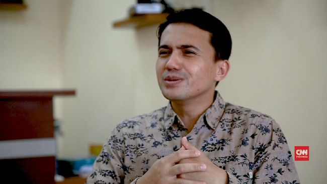 Pilkada Bandung, Petahana Digoyang Sahrul Gunawan dan Atep KPU menetapkan tiga pasangan calon Pilkada Kabupaten Bandung. Petahana Kurnia Agustina berhadapan dengan pasangan Dadang-Sahrul Gunawan dan Yena Iskandar-Atep.
