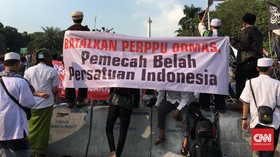 Ratusan Aparat Kawal Alumni 212 Demo Perppu Ormas di DPR