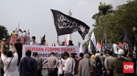 Usai Berorasi, Massa Aksi 287 Salat Asar di Istiqlal
