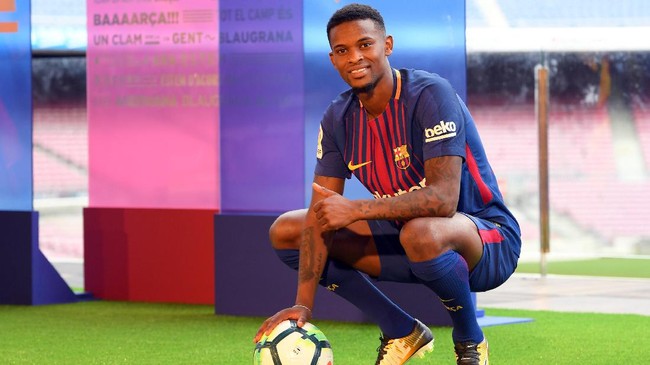 Nelson Semedo bernasib sial karena sudah harus terlibat keributan dengan Neymar di awal kariernya sebagai pemain Barcelona.
