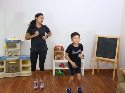 Fit Mum and Bub Menginspirasi Ibu-ibu Olahraga Bareng Anaknya