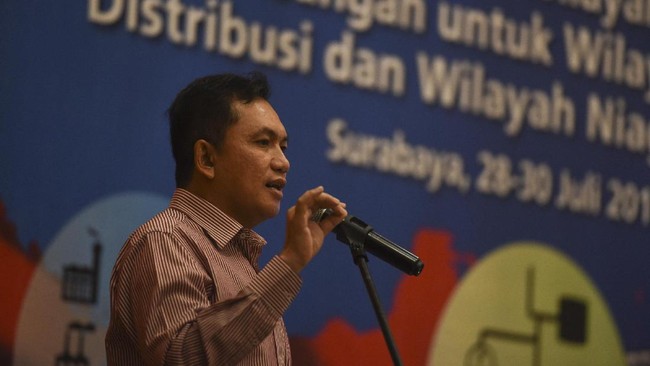Pelaksanaan melewati target, BPH Migas meminta pelaksana program BBM satu harga untuk menjamin distribusi pasokan ke 57 lokasi yang ada secara berkesinambungan.