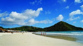 Pantai di Lombok Jadi Salah Satu Tempat Tebaik untuk Yoga