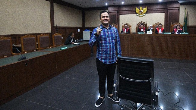 Penyanyi dangdut Saipul Jamil mengajukan Peninjauan Kembali (PK) atas vonis kasus suap terhadap panitera pengganti PN Jakarta Utara Rohadi.