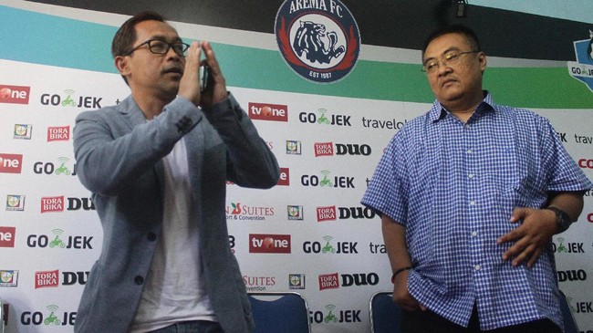 Aji Santoso menegaskan bahwa keputusan mundur dari Arema FC yang ia buat tanpa didasari oleh tekanan pihak manapun.
