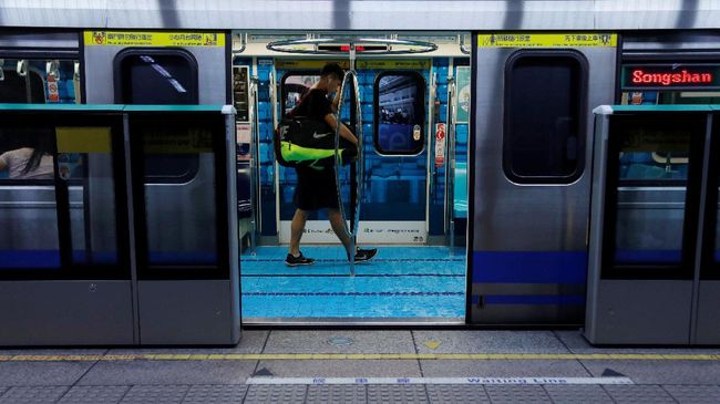 MRT Singapura Lumpuh Akibat Terendam Banjir